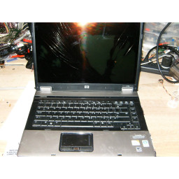 Замена дисплея HP Compaq 6730b